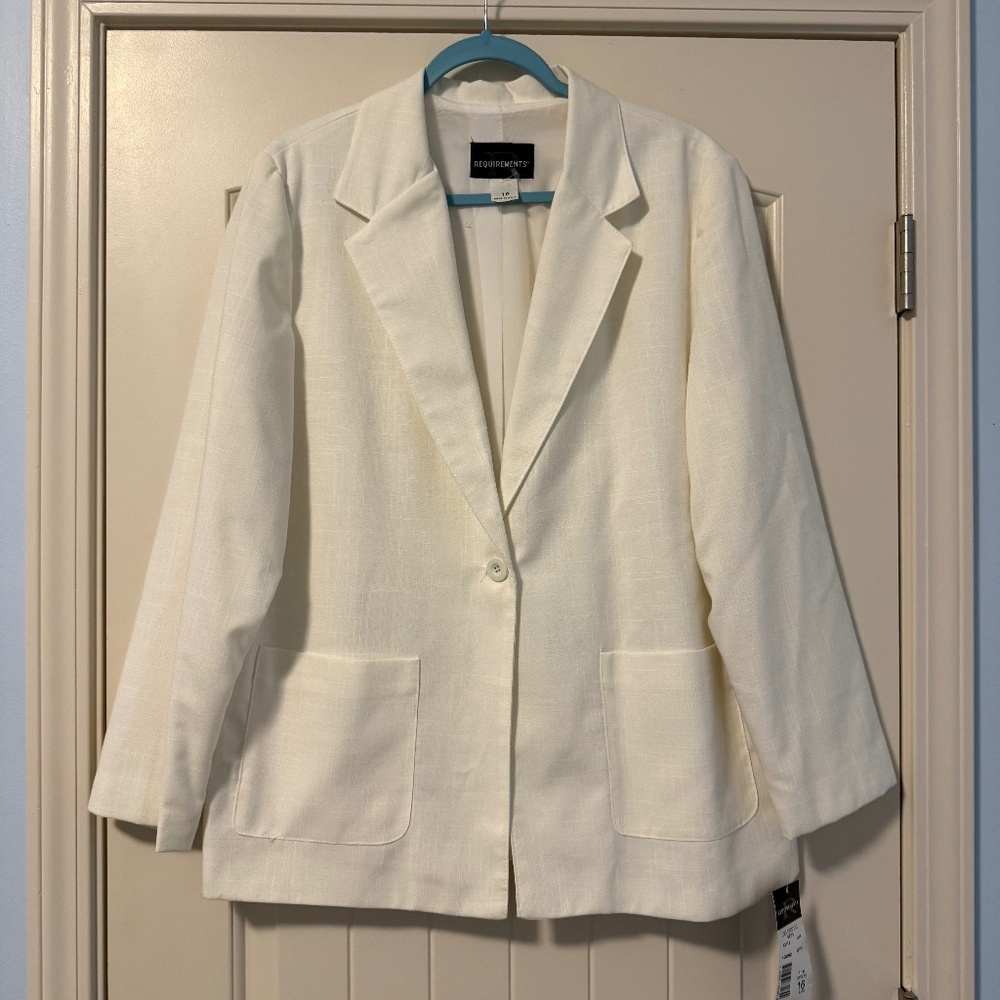 Requirement Women’s Plus One Button White Blazer Size‎ 16 Made In USA